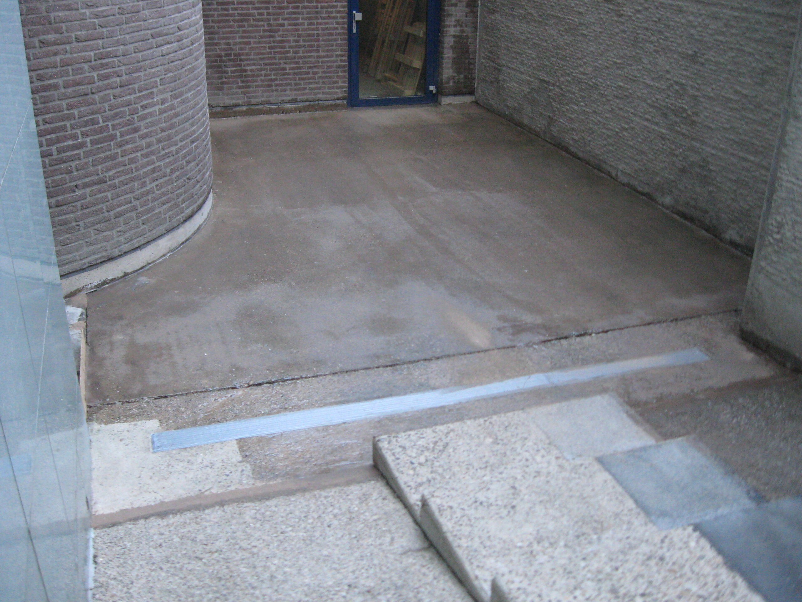036 scaled Swiss Renovation Garagenboden Sanierung Experte und Sachverständiger, wenn es sich um Schimmel handelt. http://